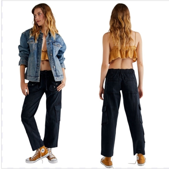 NWT Free People- Movement Pants Tahiti Cargo Navy Relaxed Fit Medium